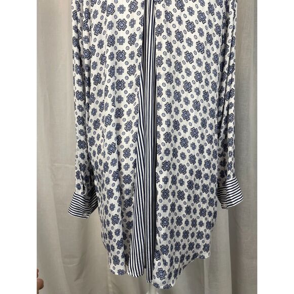 Chico’s Blue Floral & Striped Button-Up Shirt Classic Collared Blouse Size 12/14 - Picture 3 of 6